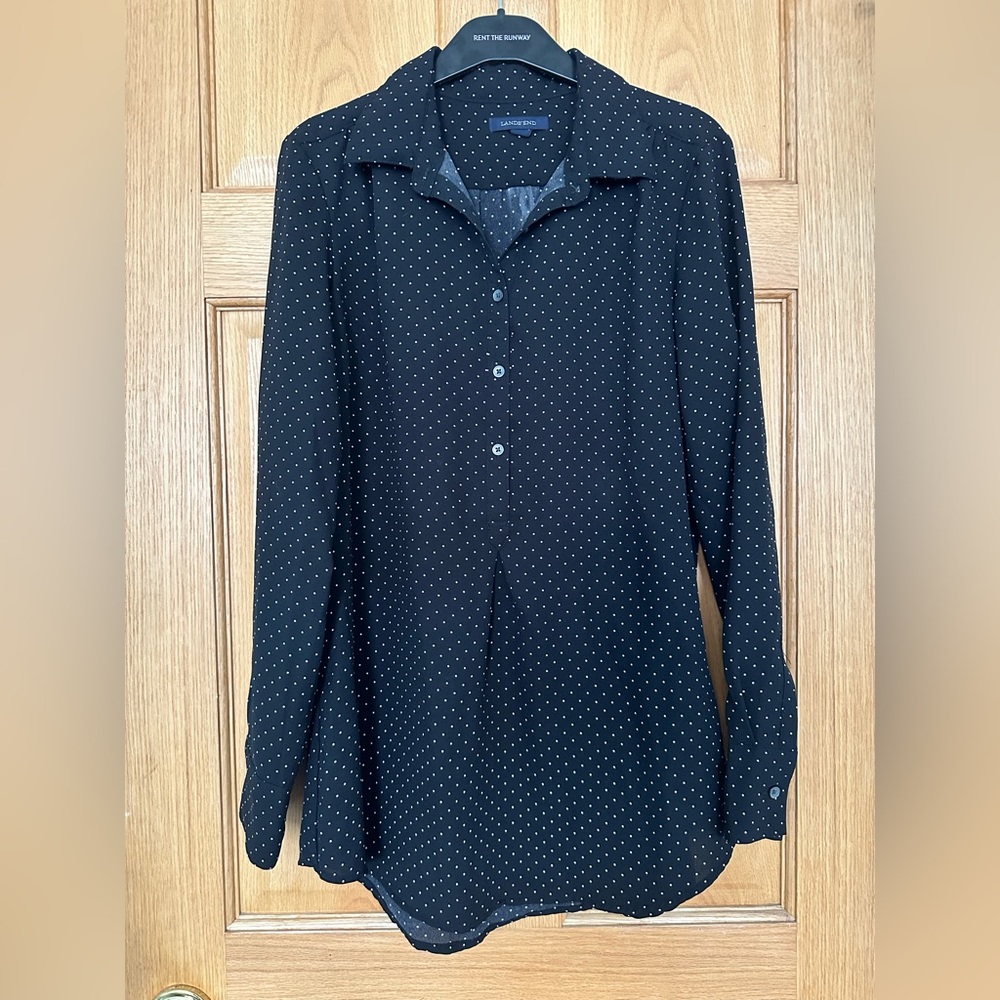Lands’ End black and white polka dot tunic blouse size 8